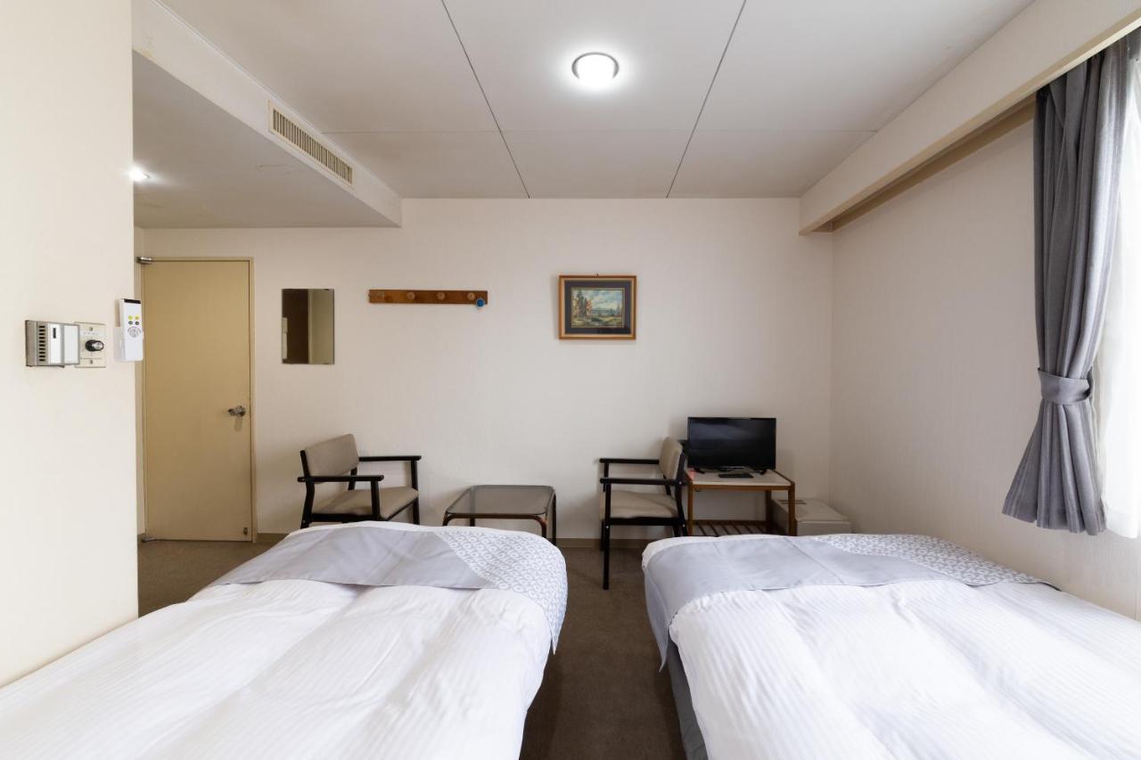 Oyo City Kasugayama Hotel